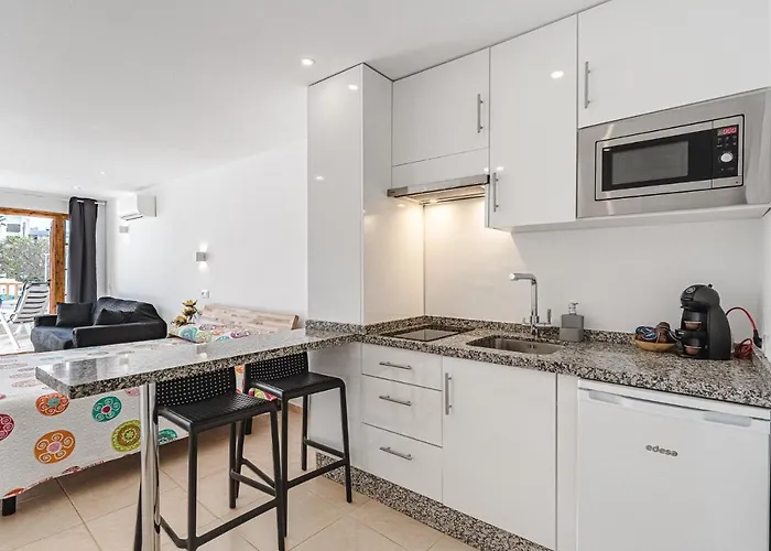 Lovely Studio, La Pinta Beach, Complex Geranios * Costa Adeje (Tenerife)